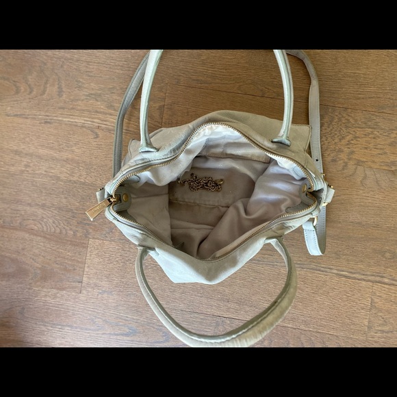 Botkier Trigger Bag - Picture 5 of 8